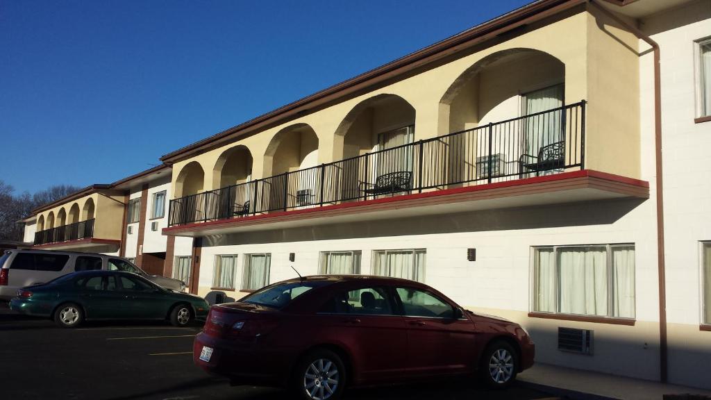 Americas Best Inn & Suites Urbana Εξωτερικό φωτογραφία